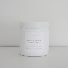 Load image into Gallery viewer, one wick away flower market in notting hill london candle
